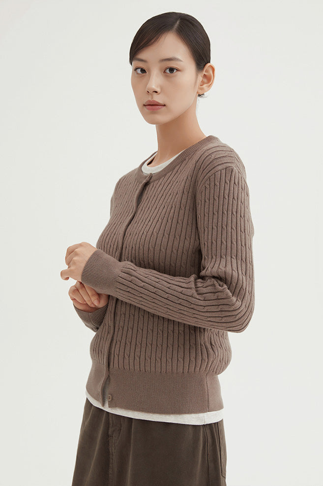 Women Long Sleeve Soft Yarn Cable Cardigan