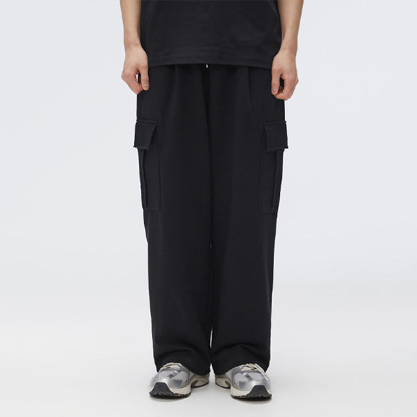 SPAO Men Cargo Wide Sweat Pants SPMTF23C04 Black