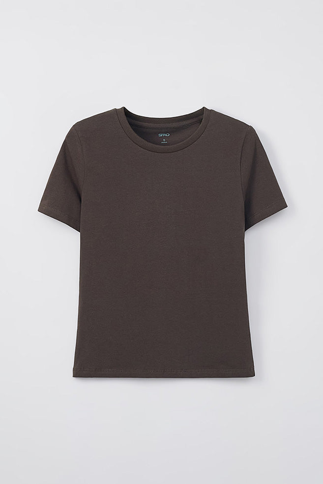 Women Short Sleeve Semi Crop Tee