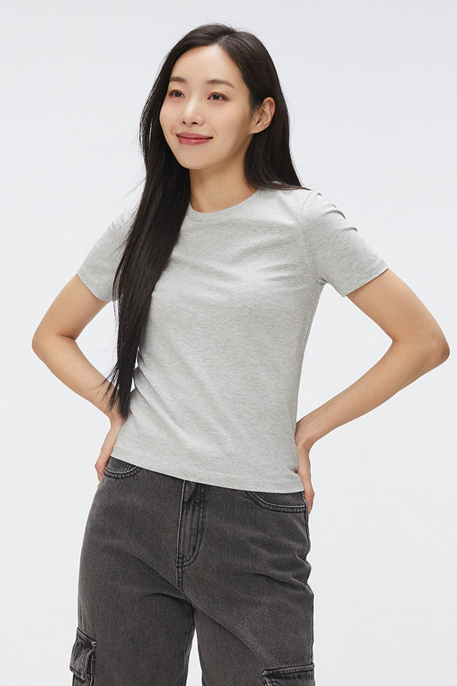 Women Short Sleeve Semi Crop Tee