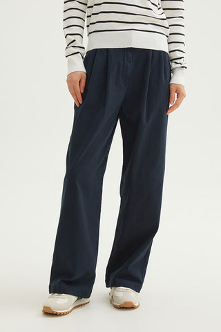 Women Tucked Wide Chino Pants